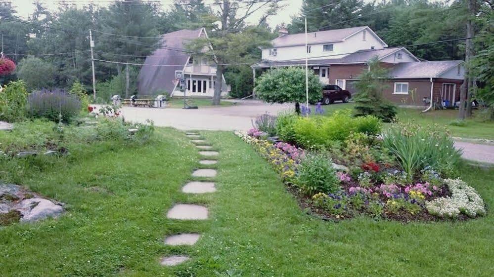 Pinedale Inn Gravenhurst Zewnętrze zdjęcie